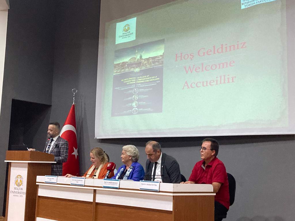 "HZ. MEVLANA'DA KADININ YERİ VE ÖNEMİ" Konulu Panel Gerçekleştirildi